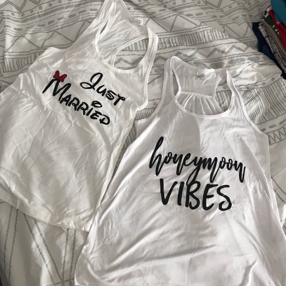 Bundle of newlywed tanks